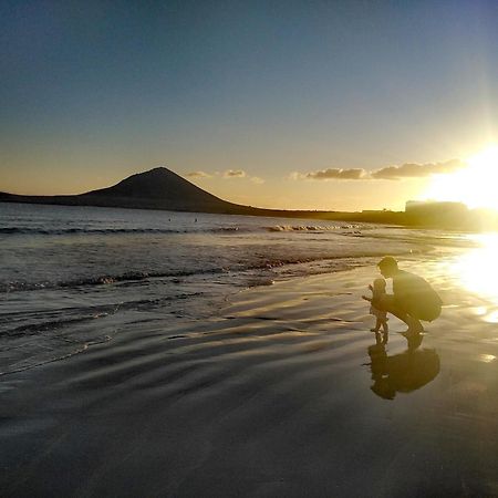 Alquilaencanarias El Medano Beach 1 Buitenkant foto