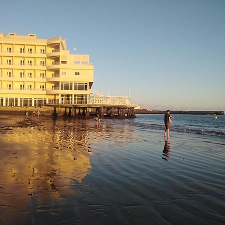 Alquilaencanarias El Medano Beach 1 Buitenkant foto