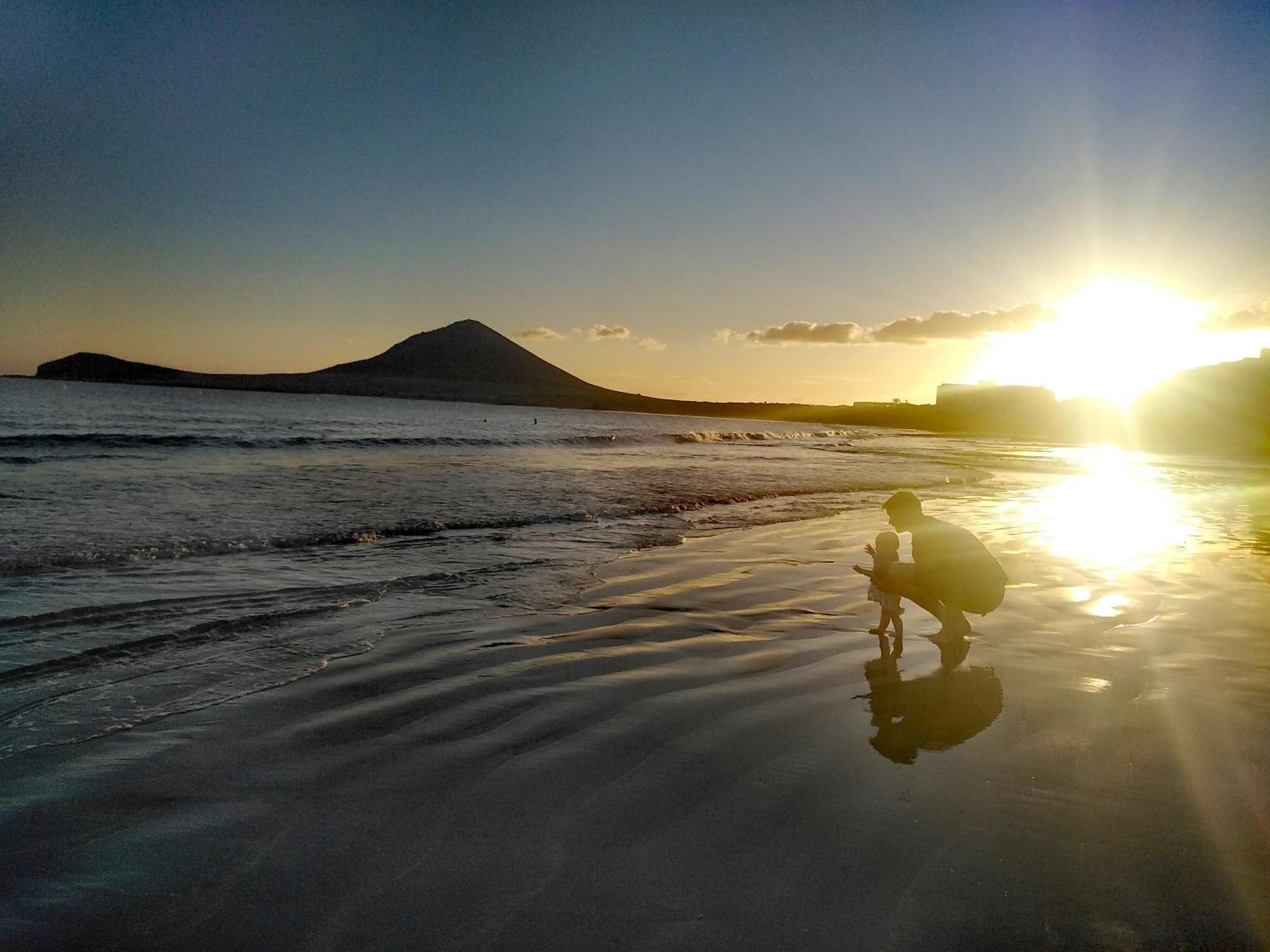 Alquilaencanarias El Medano Beach 1 Buitenkant foto